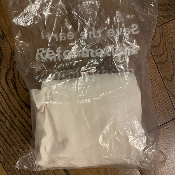 SOLD Reformation Aleyza Dress - Picture 5 of 10